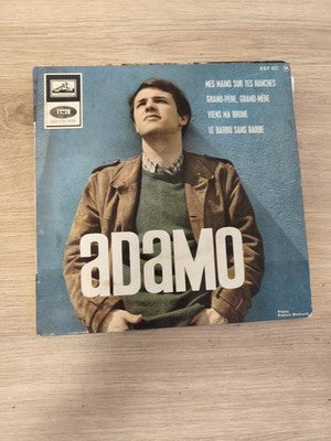 Vintage 45 tours Adamo EMI Mes mains sur tes hanches pochette bleue rétro