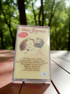Cassette audio vintage Duos Éternels 1900-1950 Marianne Mélodie rétro K7