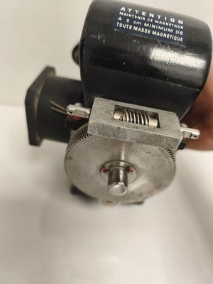 Magnetron vintage Thomson F1025 tube électronique ancien France