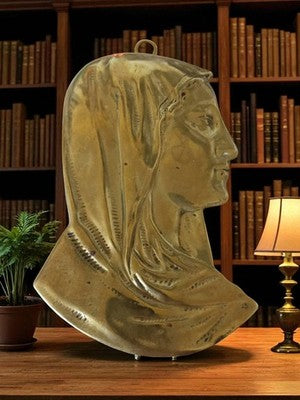 Sculpture murale religieuse bronze doré signée, visage Vierge vintage