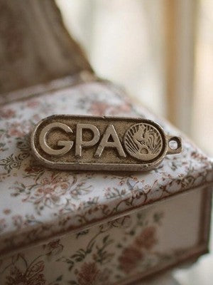 Médaille ancienne GPA Groupe Populaires Assurances France, finition métallique