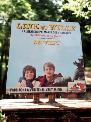Vinyle 45 tours Line et Willy Le Vent disc AZ EP 1023 pochette duo chanson