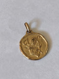 Médaille religieuse ancienne catholique vintage petit pendentif collection rétro