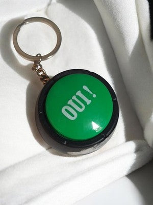 Porte-clés bouton publicitaire vintage OUI ! rond rétro vert noir ancien