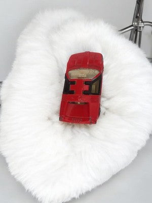Véhicule miniature ancien rouge Turbo voiture jouet vintage rétro déco