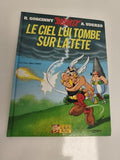 Bande dessinée Astérix Le ciel lui tombe sur la tête 2005 Albert René