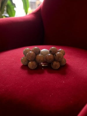 Boucles d’oreilles vintage grappe perles brunes, clip rétro ancien