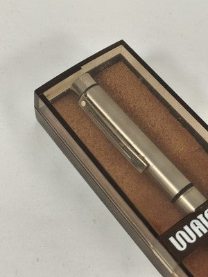 Stylo Waterman vintage métal doré en coffret transparent fumé