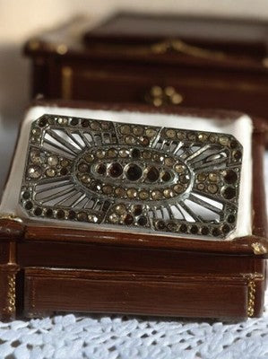 Broche rectangulaire vintage métal doré strass style Art déco rétro ancien