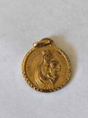 Ancienne médaille religieuse catholique vintage petit pendentif rétro collection