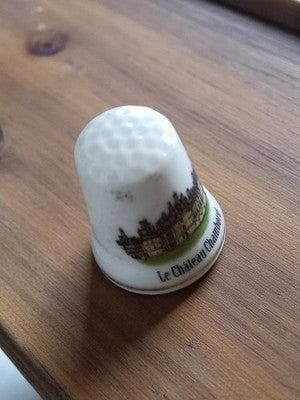 Dé à coudre vintage Le Château Chambord souvenir rétro couture