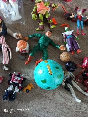 Lot 25 figurines vintage super-héros Sentai Power Rangers DBZ Batman