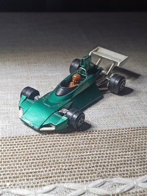 Voiture F1 Matchbox Brabham BT44B verte vintage 1976 K-72 jouet ancien