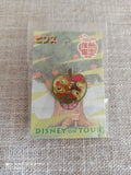 Pin's Disney on Tour Tokyo Disneyland Tic et Tac pomme édition limitée rare