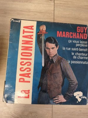 Vinyle 45 tours rétro Guy Marchand ancien disque collection état d’occasion