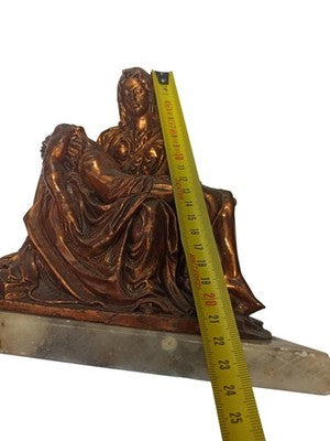 Statuette La Pietà Michel-Ange vintage cuivre sur base marbre art religieux