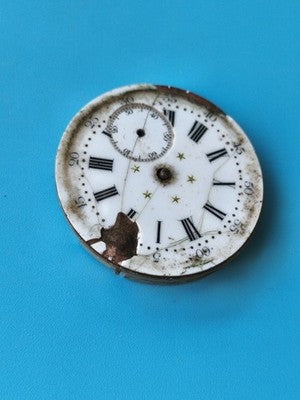 Ancienne montre gousset vintage à restaurer cadran émaillé blanc pour pièces