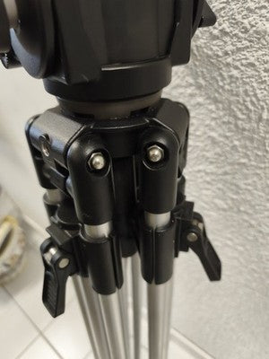 Trépied photo Manfrotto d’occasion, support stable pour appareil photo et camésc