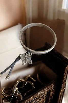 Bracelet vintage papillon finition argentée années 90 – La Vie C'est Du Bonheur