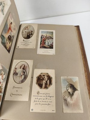 Gros classeur de cartes pieuses catholiques anciennes, chromos & communions
