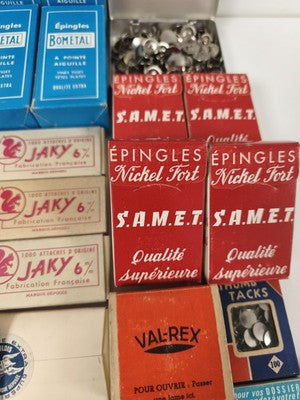 Lot accessoires bureautiques anciens vintage marques françaises épingles attache