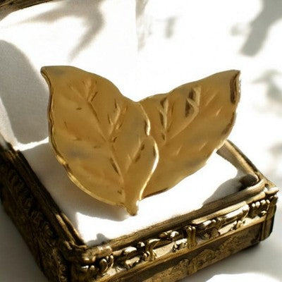 Broche vintage feuilles dorées, bijou élégant dorure, accessoire rétro