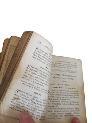 Paroissien ancien 1857 – Missel religieux vintage, croix en relief, bon état
