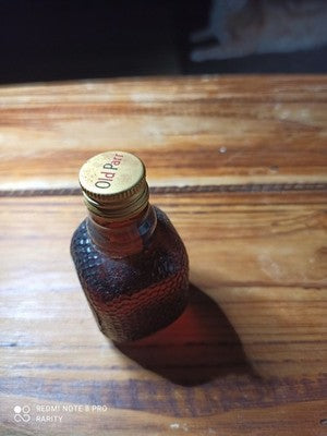 Old Parr 12-year-old vintage whisky miniature, tortoise shell glass bottle