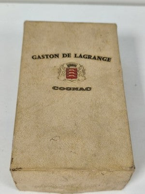 Ancienne bouteille Cognac Gaston de Lagrange vide avec boîte blasonnée