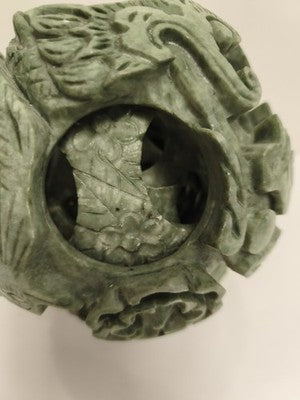 Sphère puzzle sculptée dragon verte, sculpture serpent en couches décoratives