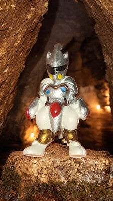 Figurine PVC Mewtwo armure métal 2005 Pokémon rare vintage jouet