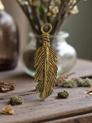 Pendentif plume vintage métal doré années 1950 bijou rétro pendentif feather