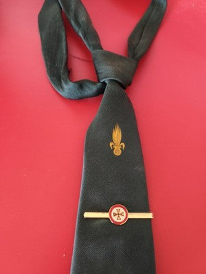 Cravate vintage militaire ancienne escadron armée blindée cavalerie collection