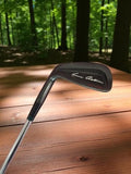 Club de golf gaucher Tour Action vintage fer noir ancien wedge