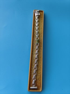 Bracelet montre ancien vintage français neuf deadstock, maillons argentés, étui