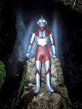 Figurine Ultraman Bandai PVC Ultra Hero Series 01 rouge argent Tsuburaya
