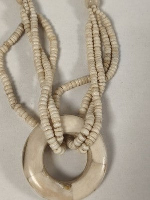 Ancien collier en os, pendentif rond, perles multiples, bijou ethnique vintage