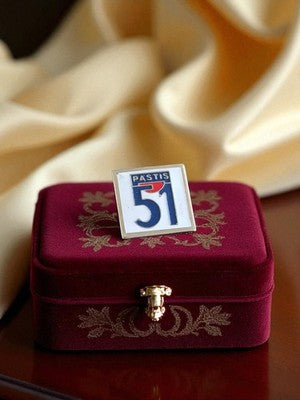 Pin's Pastis 51 vintage années 80 – Badge publicitaire rétro rare