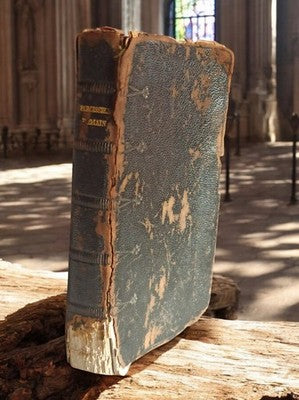 Livre de prières ancien Paroissien Romain 1921 reliure usée vintage