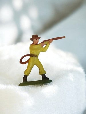 Figurine Starlux cow-boy vintage, statuette rétro tireur chapeau brun