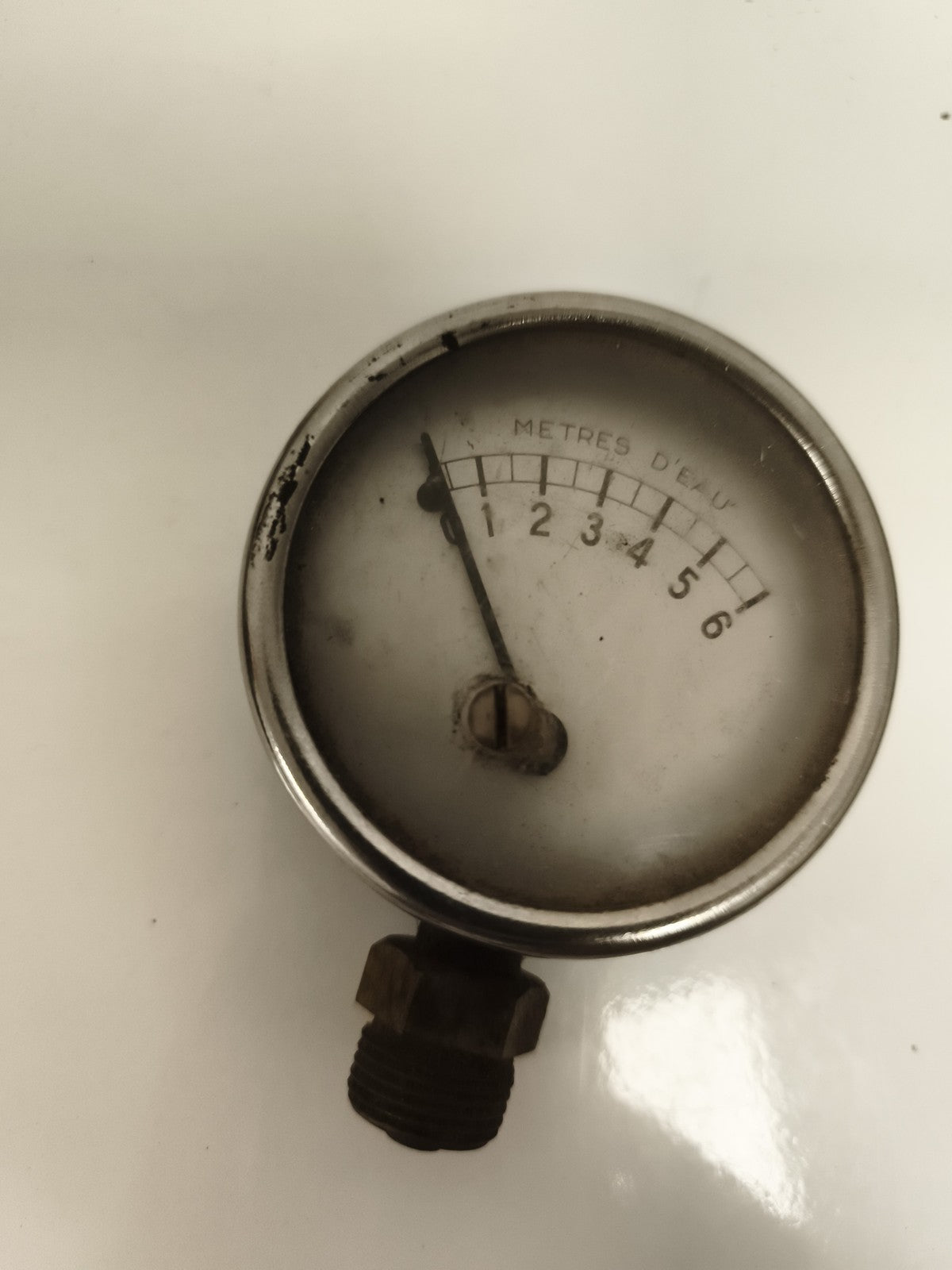 Manomètre ancien mètres d'eau vintage appareil mesure industriel rétro