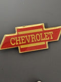Pin's ancien Chevrolet rétro, badge publicitaire vintage auto collection USA