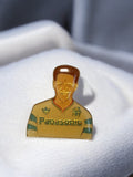 Pin's vintage joueur Olympique de Marseille OM Panasonic Adidas ancien badge