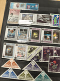 Lot de timbres Sharjah thème espace, sport et fleurs, formes variées, d?occasion