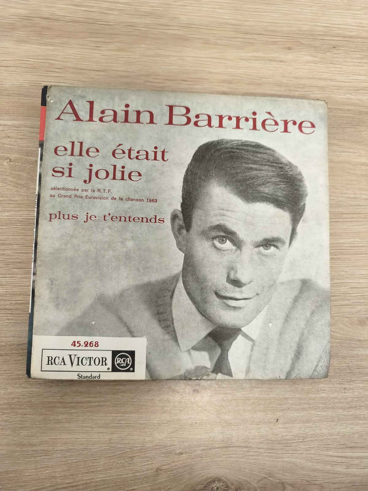 Vinyle 45 tours Alain Barrière ? Elle était si jolie / Plus je t?entends, pochet