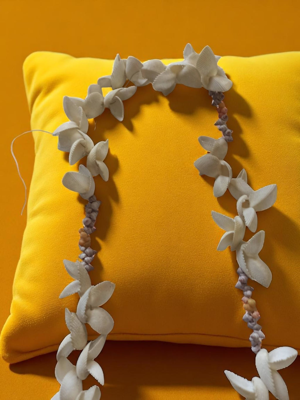 Collier vintage en coquillages blancs, bijou ancien, style hawaïen, pièce origin