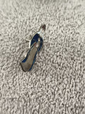Pin's vintage personnage sorcier bleu émaillé, badge rétro (Ref 5)