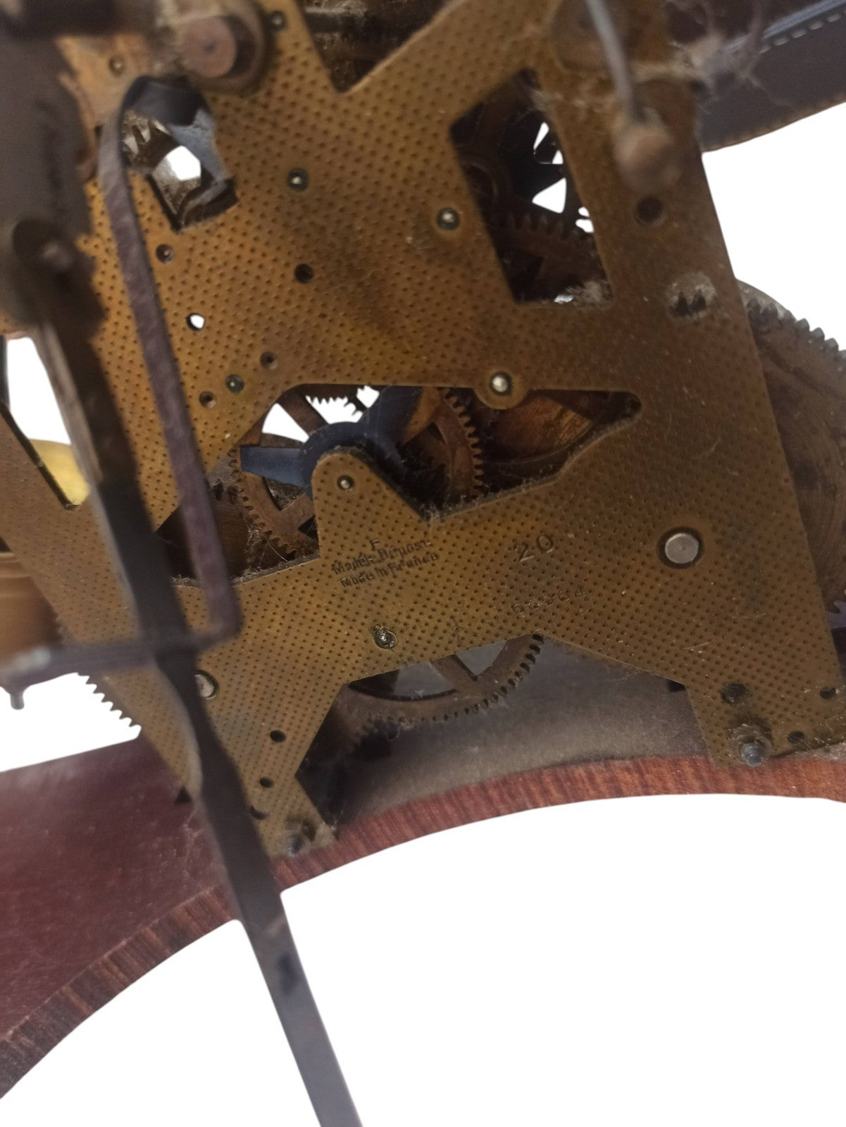 Horloge pendule animée début XXe, mécanisme forgeron à restaurer vintage