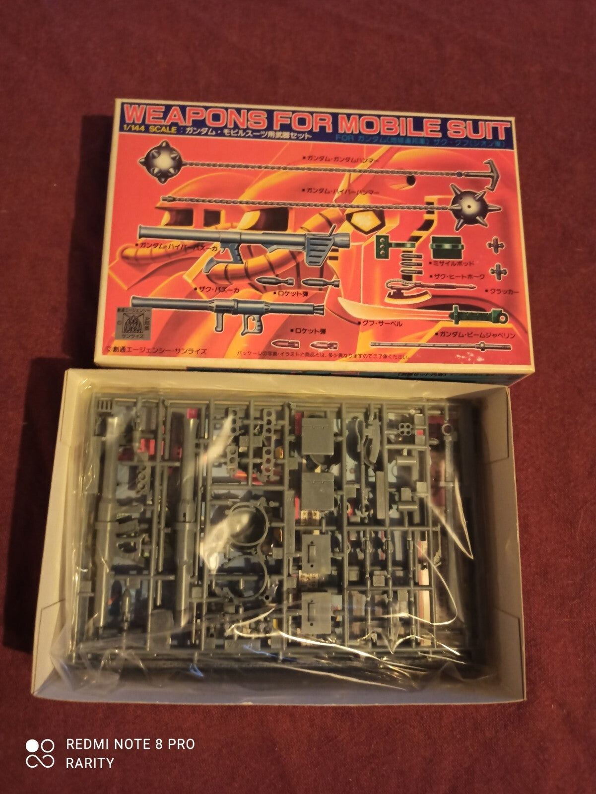 Kit armes Bandai Gundam 1/144 vintage, accessoires Mobile Suit, boîte illustrée