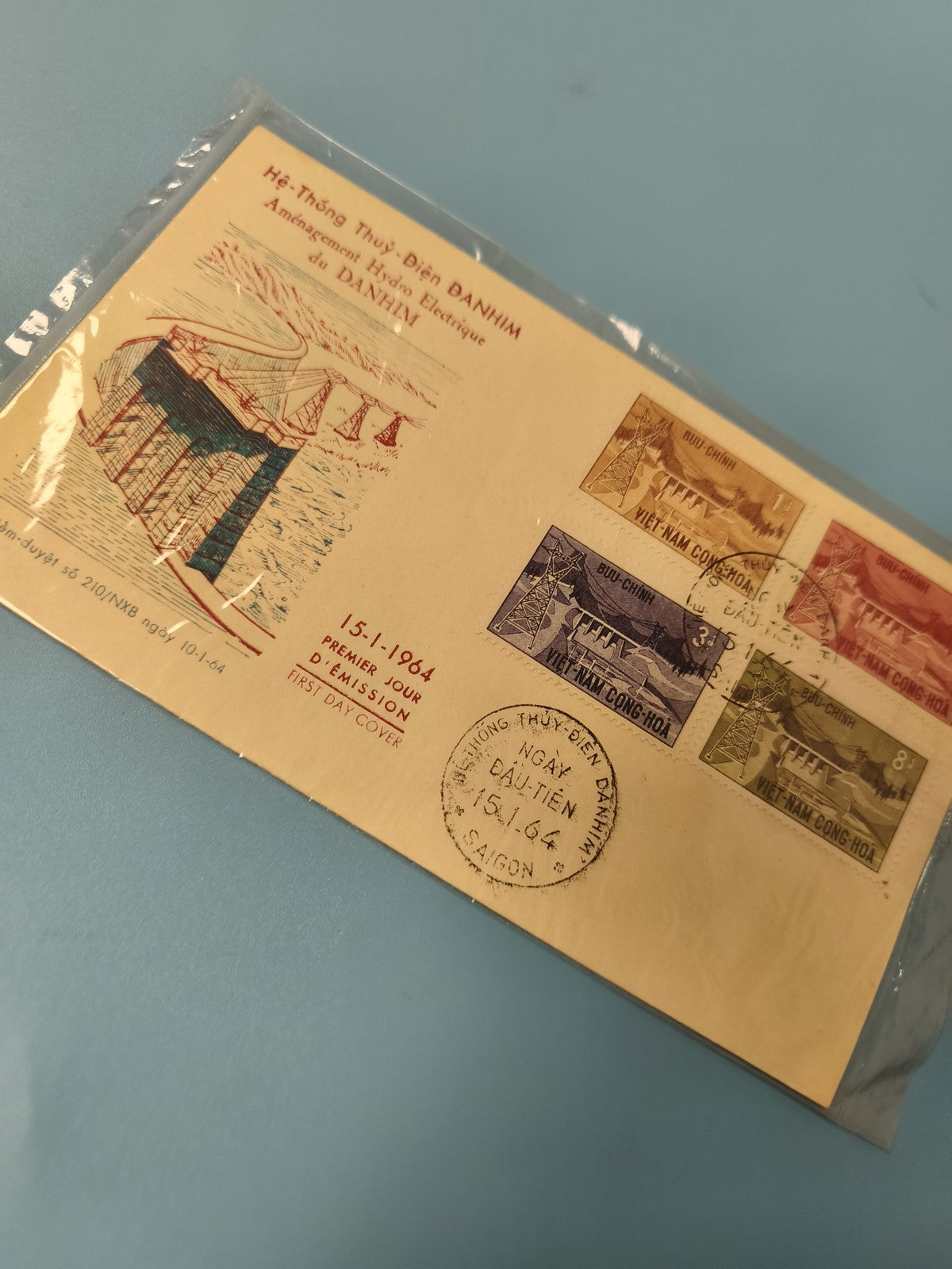 Enveloppe FDC premier jour d?émission Vietnam 1964 timbres Dànhim multicolores